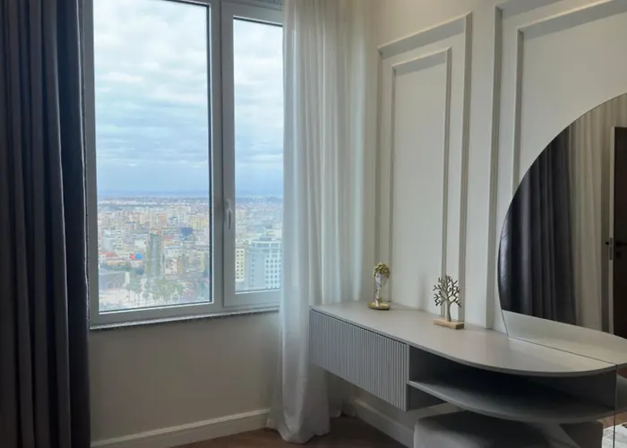 Apartment Promenade Luxury 2br Full View By Selectstay *