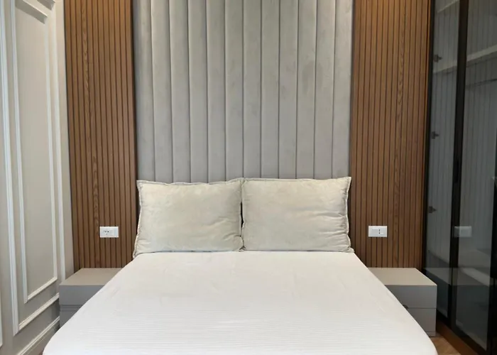 Apartment Promenade Luxury 2br Full View By Selectstay Durrës